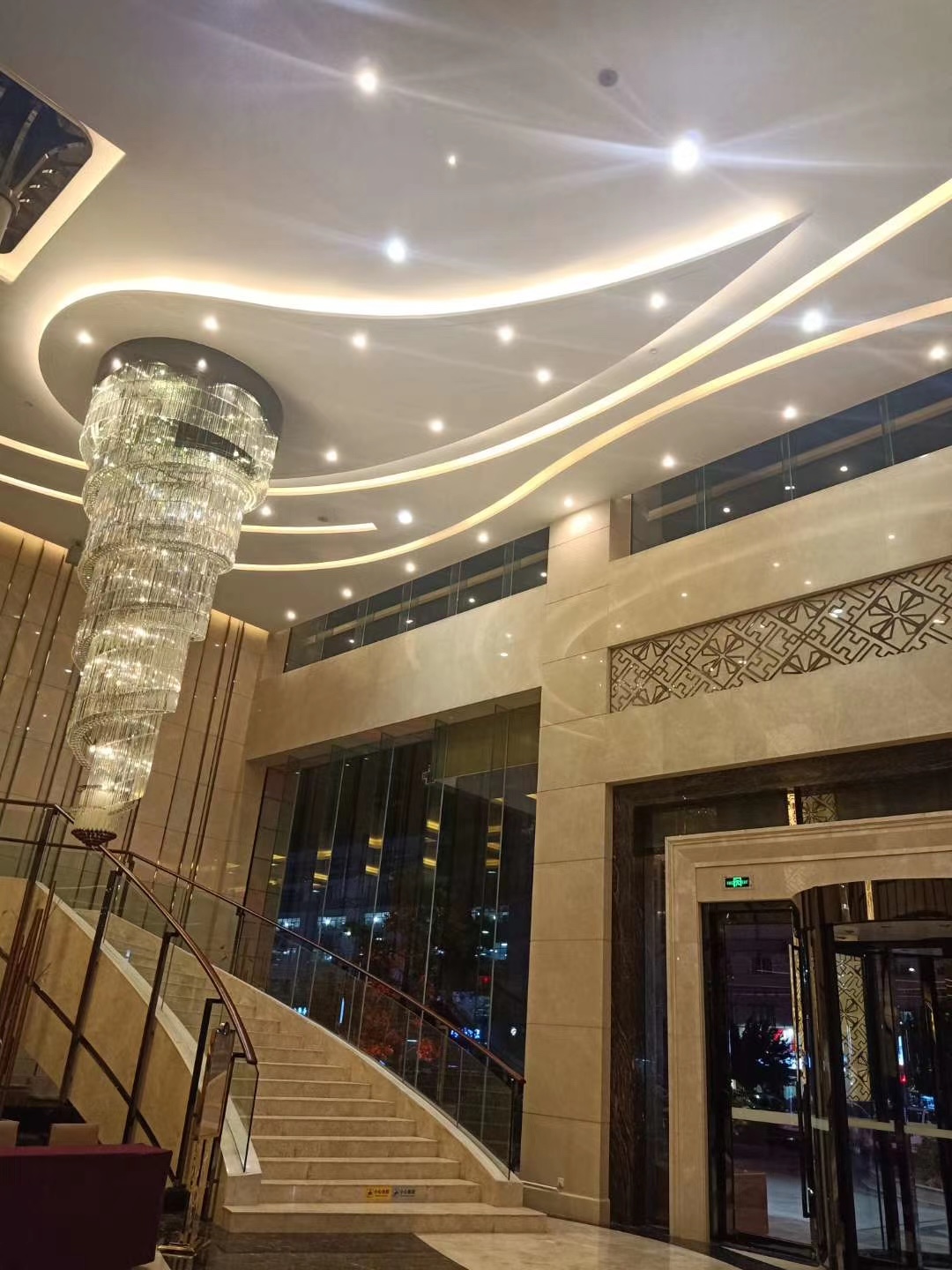 酒店客房智能管理控制系統(tǒng)，請找〔德菲納〕，專業(yè)靠譜！